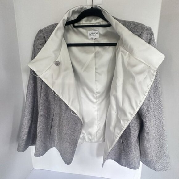 Armani Collezione Vintage Black/White Cropped Blazer Size 16 Asymmetrical Lined - Picture 7 of 13